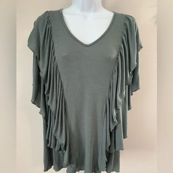 POL V-Neck Ruffle Top in Teal - Picture 15 of 16